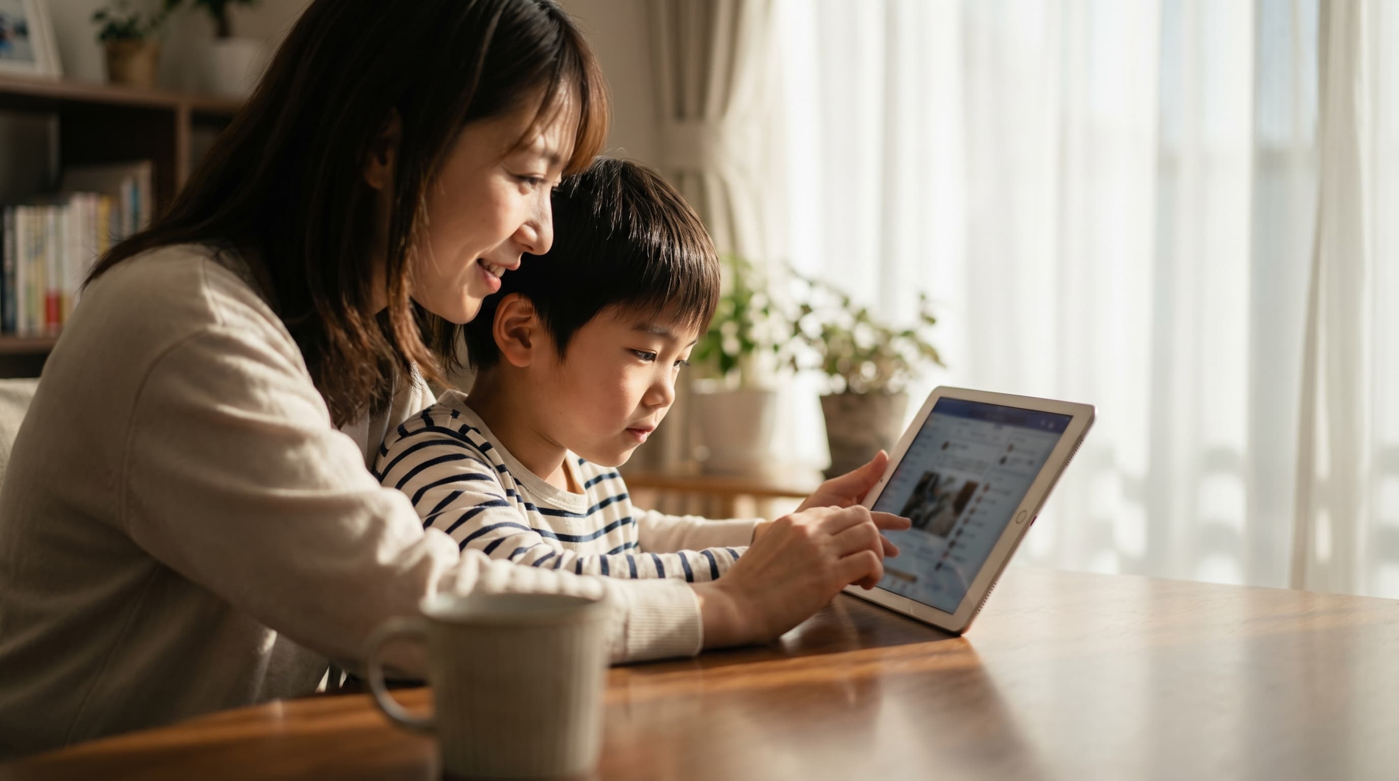 「SNSばかり見ています」、SNSと子どもの心